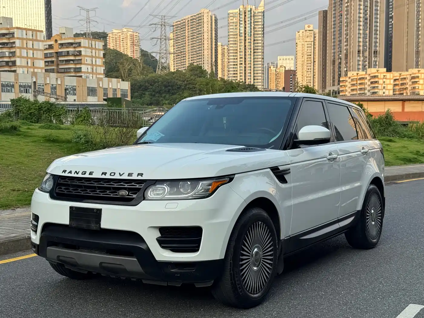 Land Rover Range Rover Sport 2014 3.0 SC V6 HSE