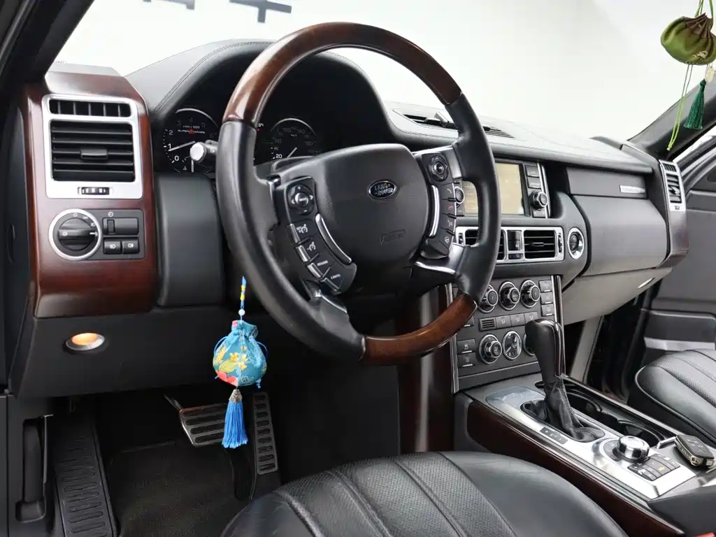 Фото 8 - Land Rover Range Rover