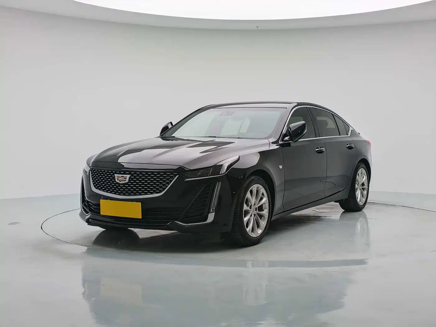 Cadillac CT5 2023 — пригон из Китая