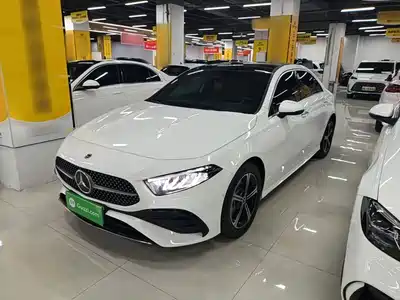 Mercedes-Benz A
