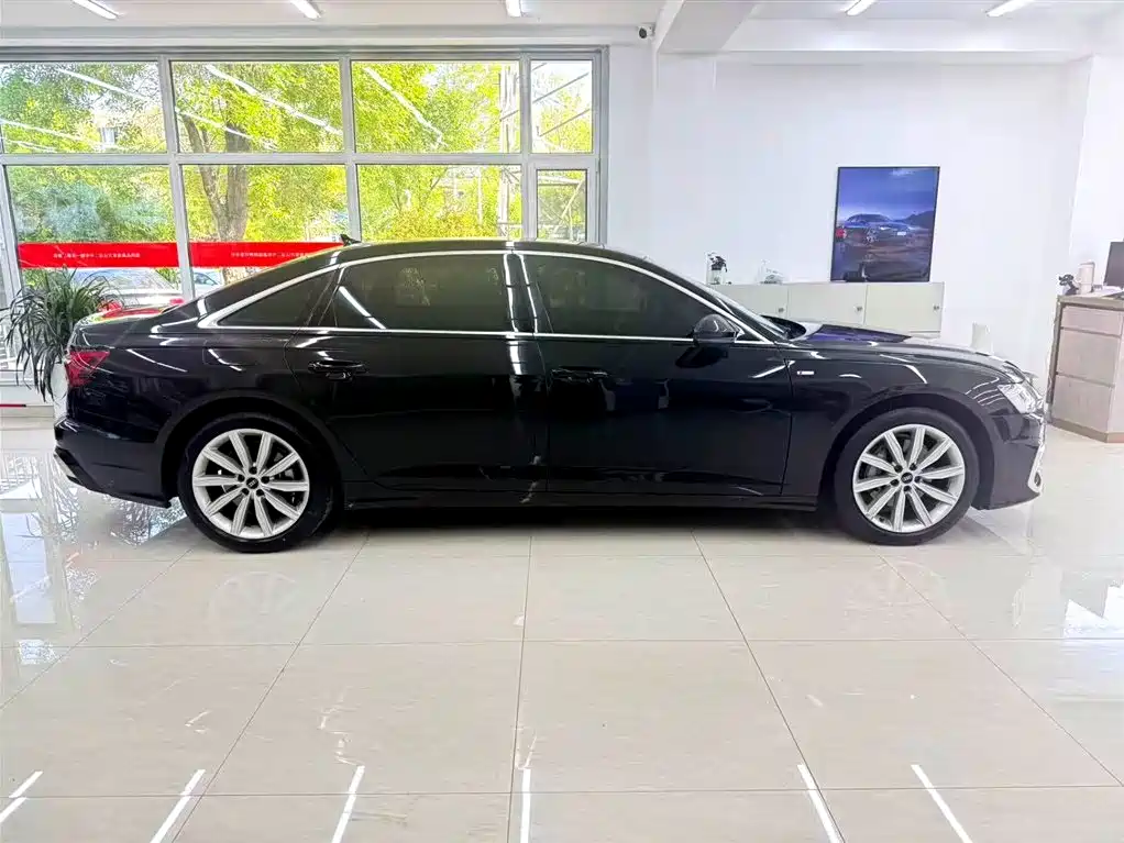 Audi A6L 2024 45 TFSI Premium Dynamic фото 8