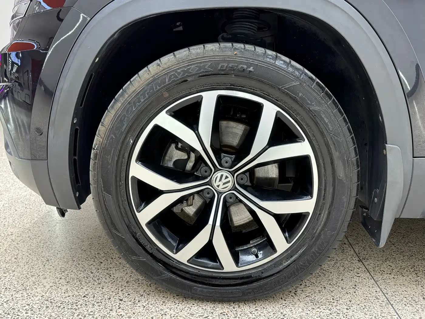Volkswagen Teramont 2019 380TSI 4WD Luxury Edition China VI фото 8