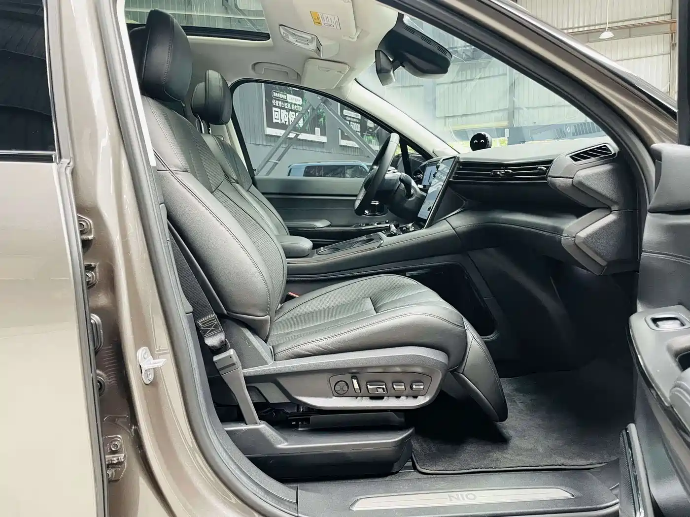 NIO ES8 2022 2020 580KM Signature Edition 7-Seater