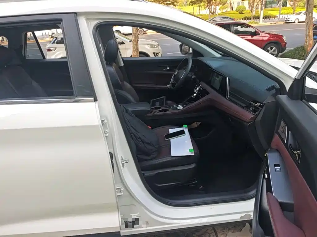 Sehol X8 PLUS 2023 2023 1.5TGDI DCT Smart Enjoyment Edition (7-seater)