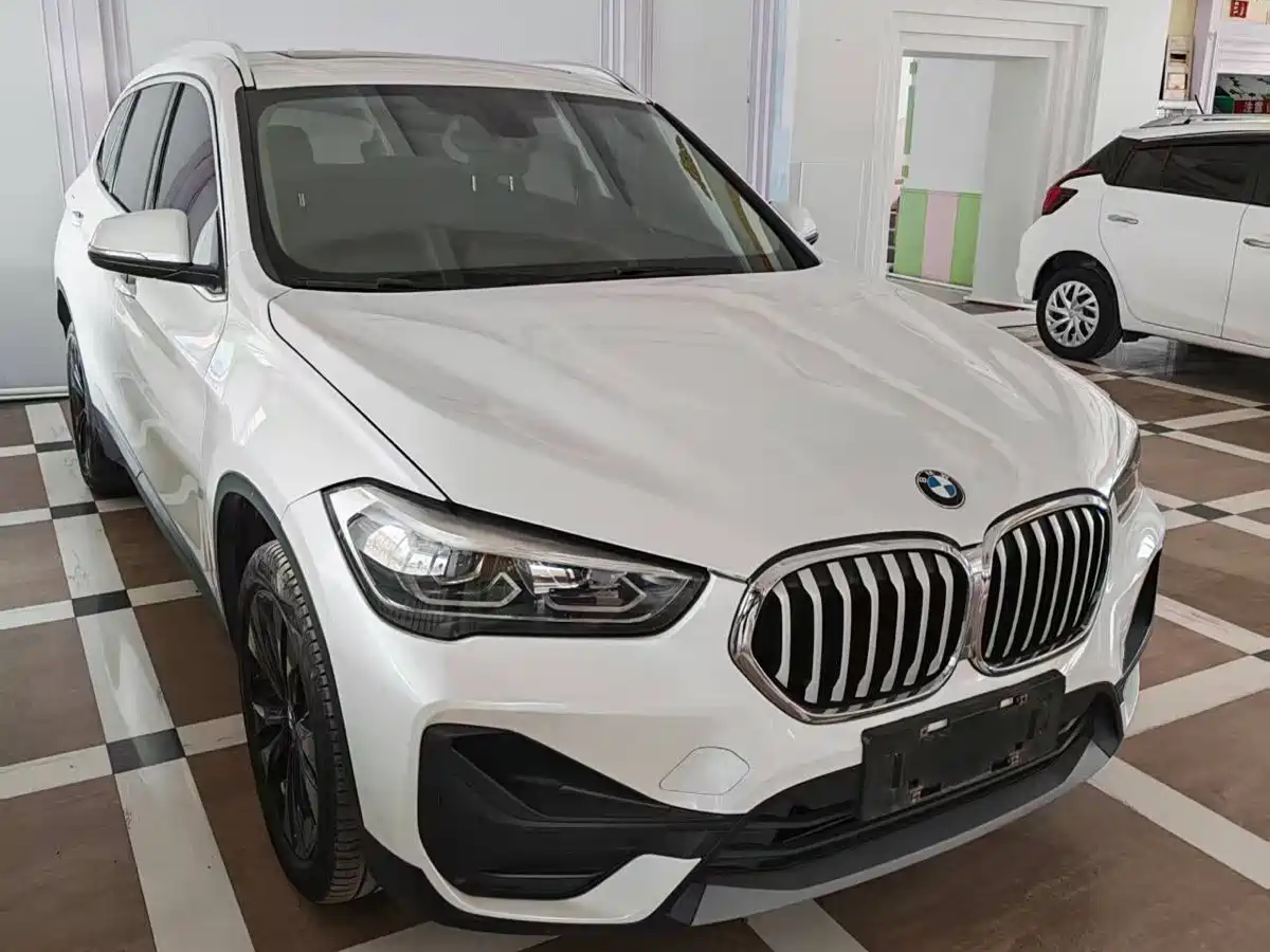 BMW X1 2021 sDrive20Li Fashion фото 20