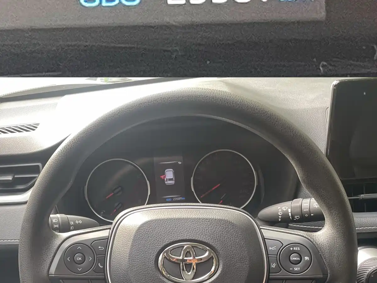 Toyota RAV4 Rongfang 2024 2.0L CVT FWD Urban Edition фото 24