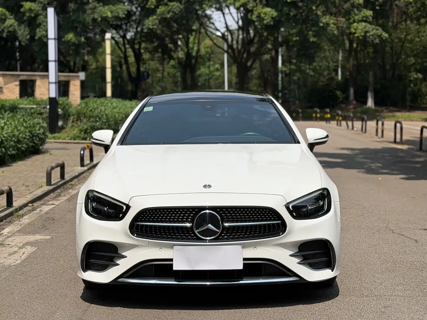  E CLASS