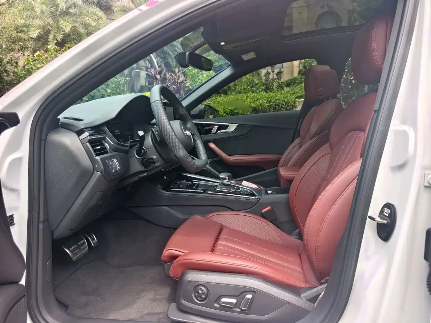 Audi A4L 2025 2024 40 TFSI Luxury Dynamic