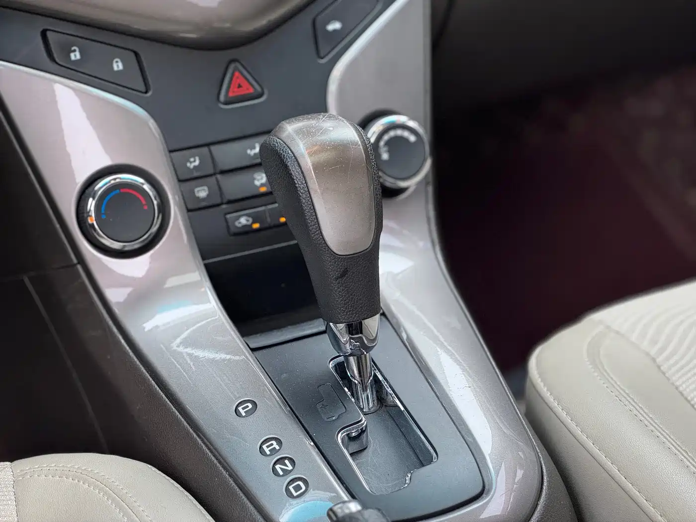 Chevrolet Cruze 2015 1.5L Classic SE AT фото 14