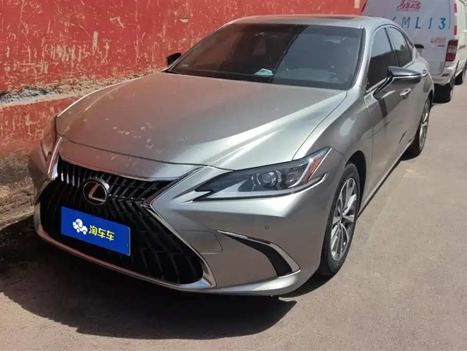 Lexus ES 2021 200 Excellence Edition