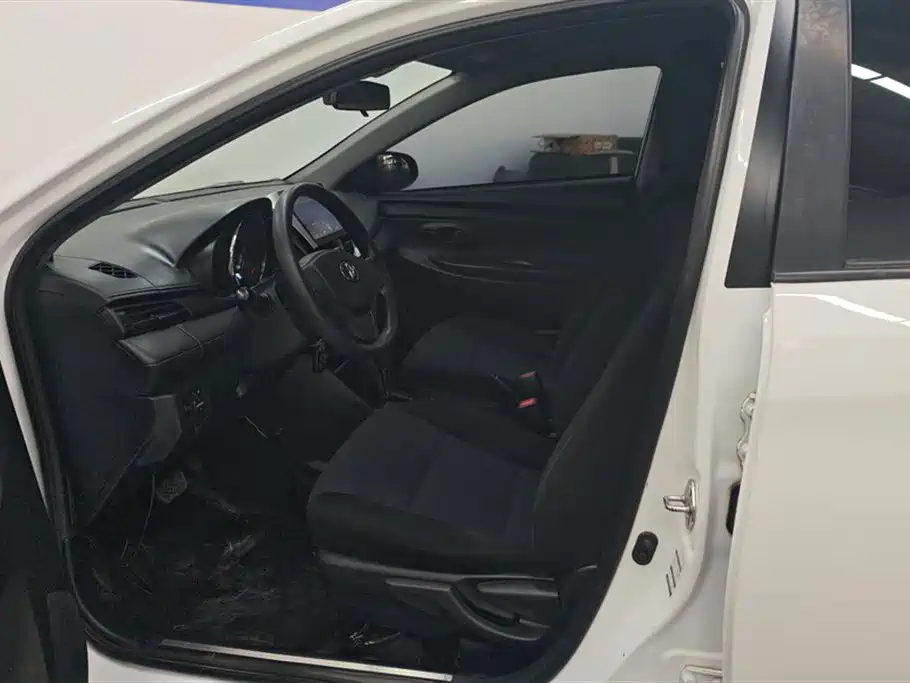 Toyota YARiS L Zhi Xuan 2016 Facelift 1.5E CVT Charming Edition фото 9