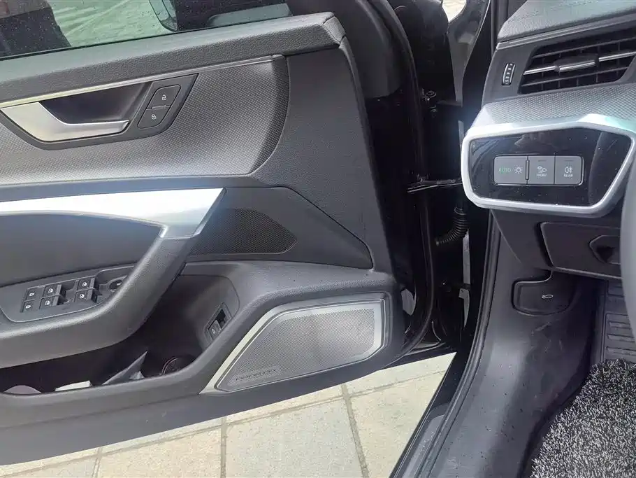 Audi A6L 2019 45 TFSI Premium Dynamic фото 7