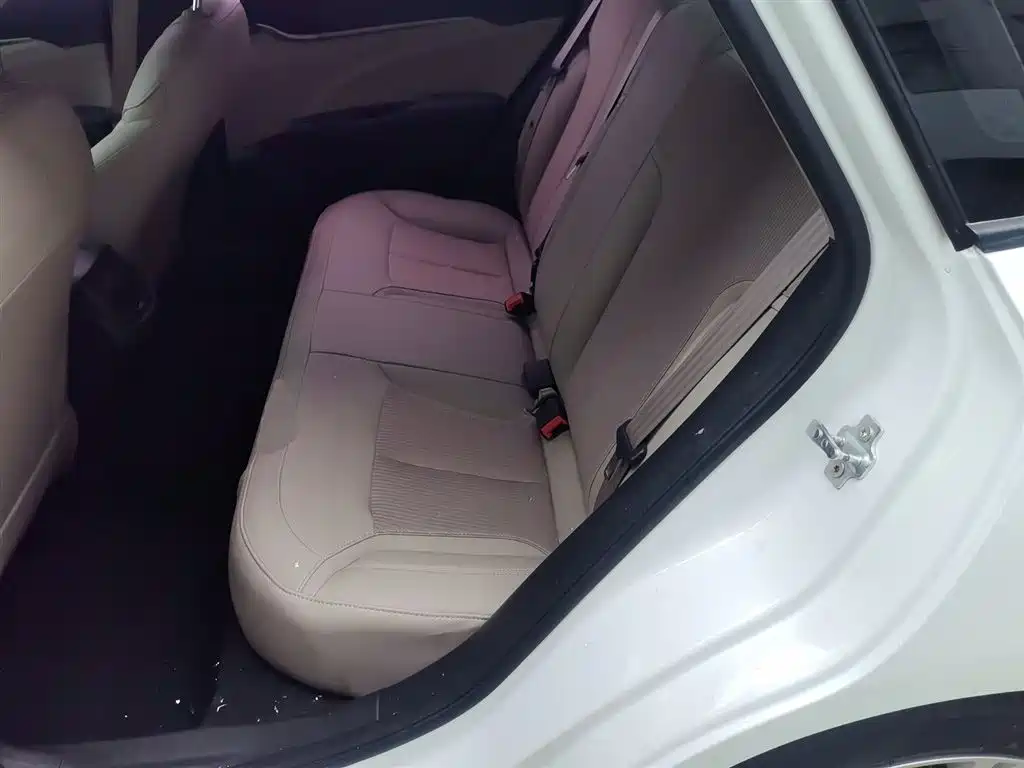 Buick Excelle 2017 15N Automatic Elite фото 17