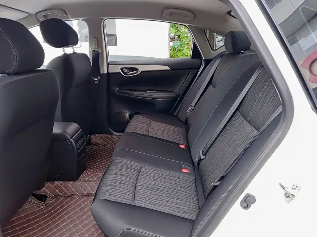 Nissan SYLPHY, миниатюра 8