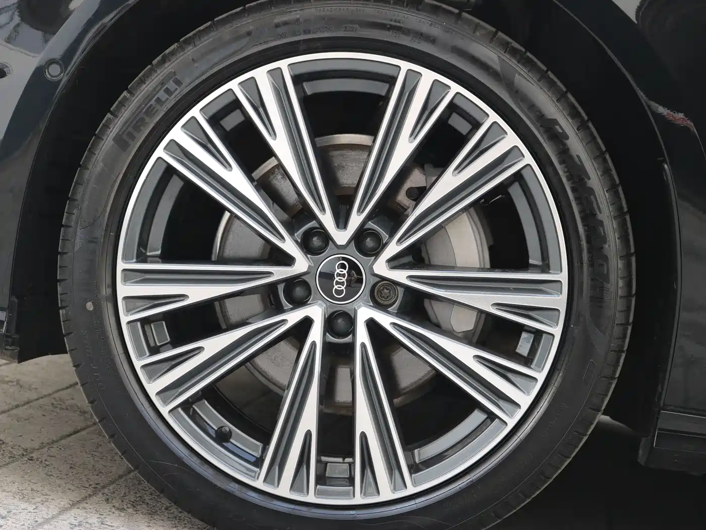 Audi A6L 2024 45 TFSI quattro Premium Elegance фото 6