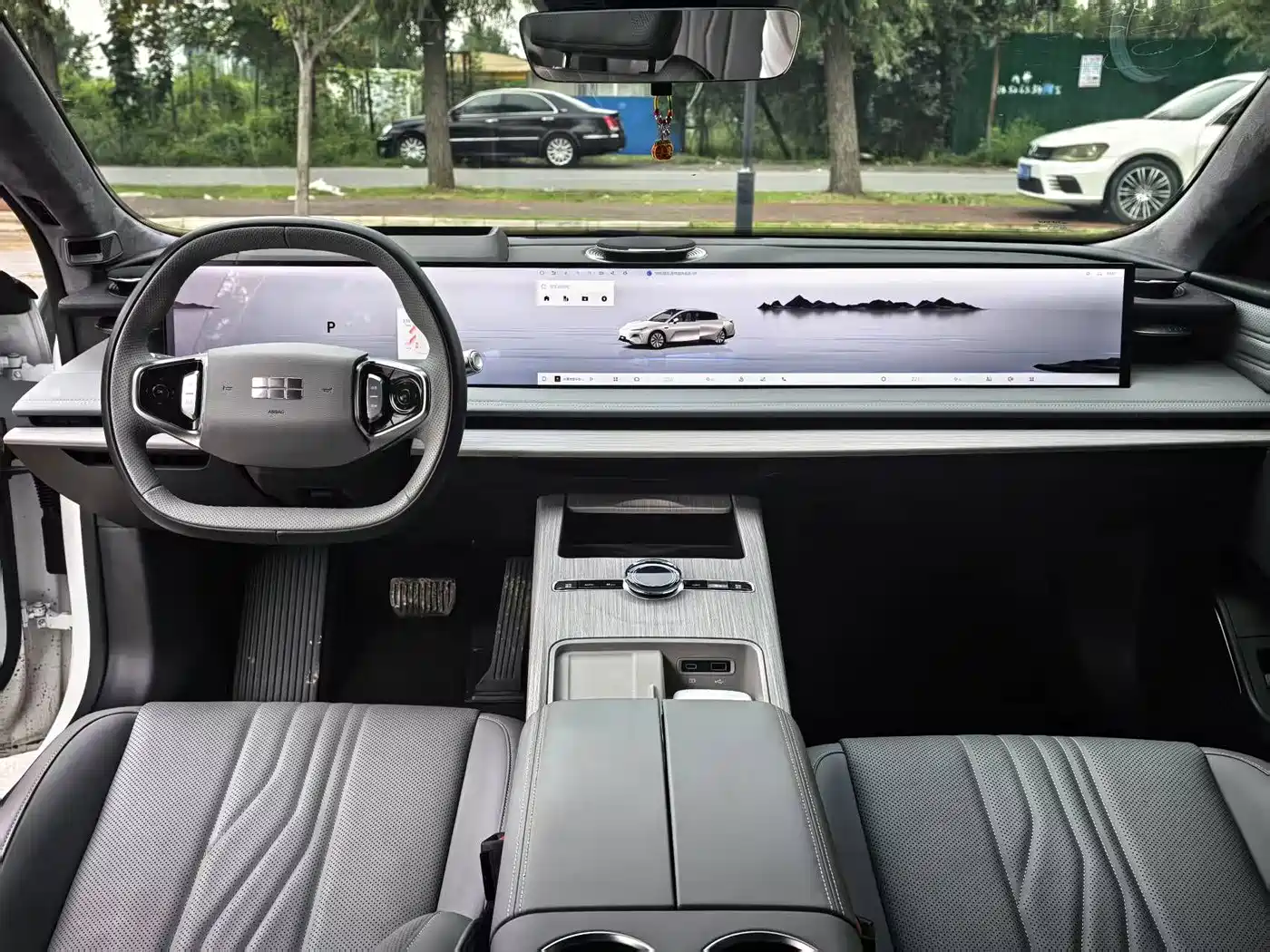 Geely Galaxy Galaxy E8 2024 2024 550km RWD MAX