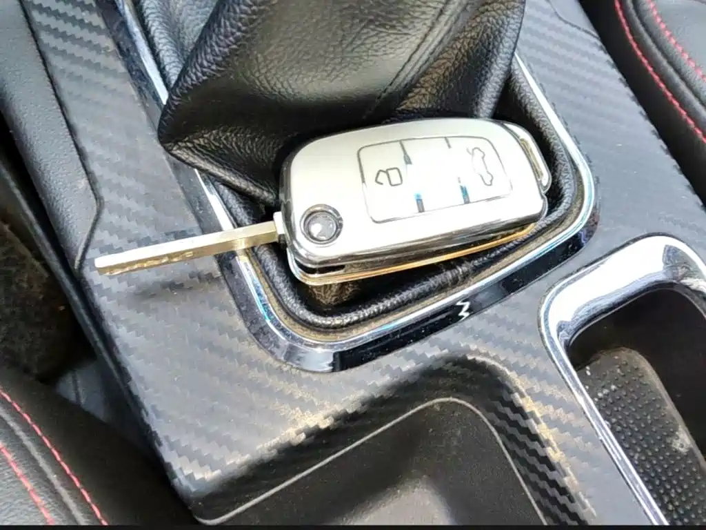 Фото 9 - Geely Vision