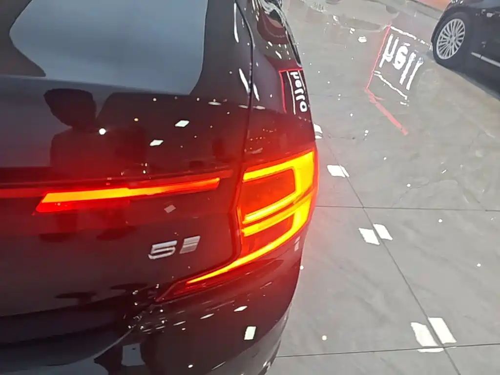 Volvo S90 2017 2017 T5 R-Design