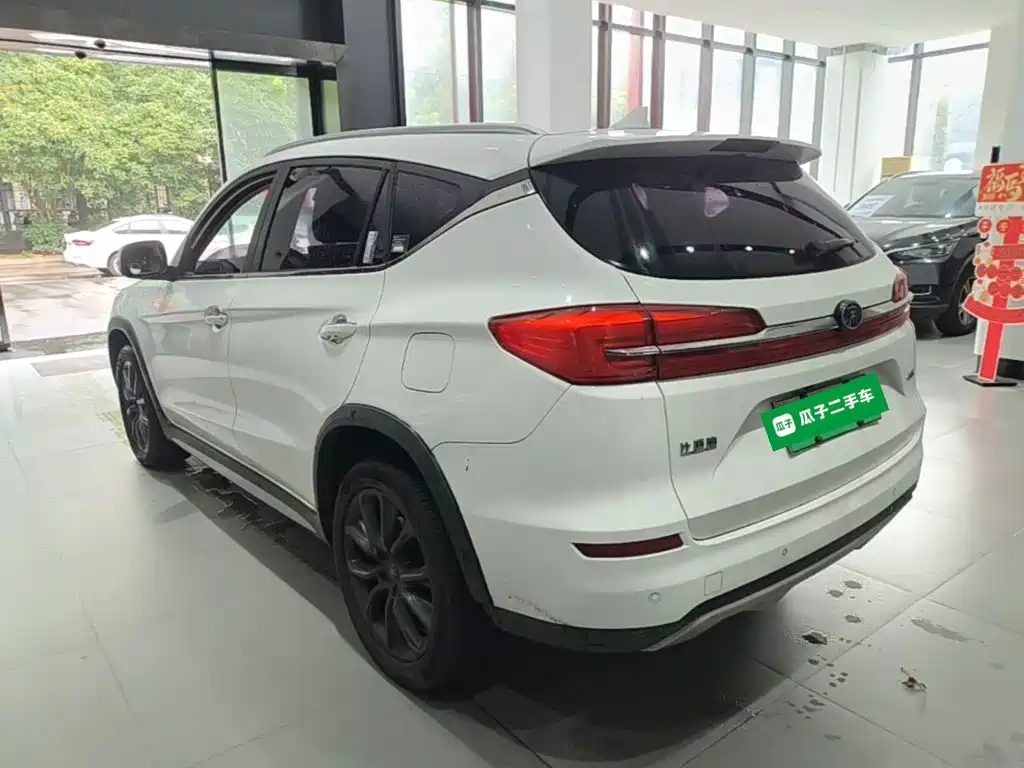 BYD Song New Energy 2019 2019 Song DM 1.5TID Smart Connection Sharp Premium