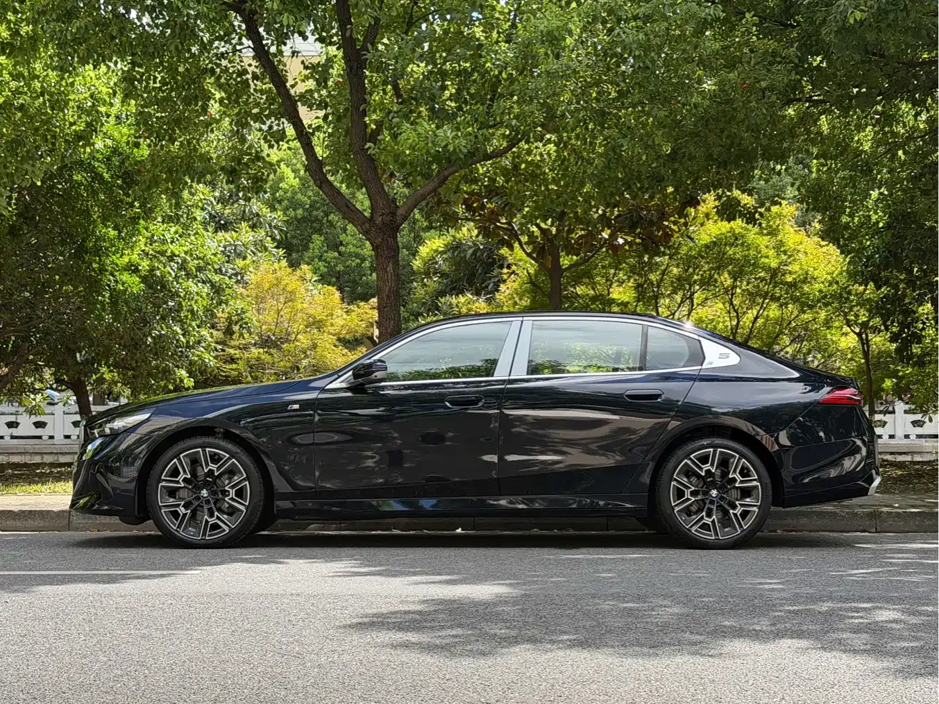 BMW 5 Series 2026 2025 530Li Premium M Sport Package