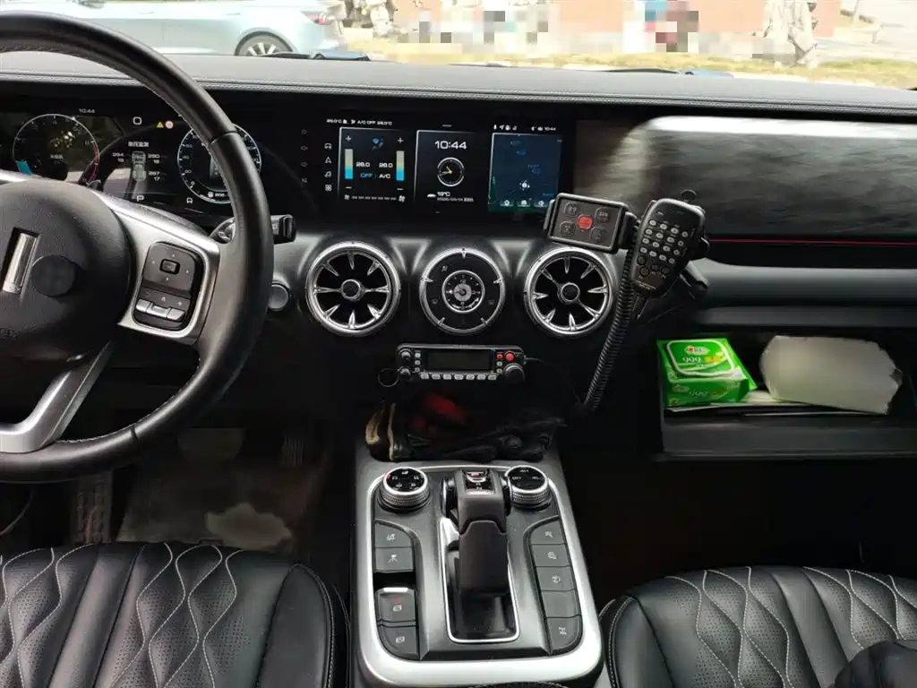 Tank 300 2021 Off-road Edition 2.0T Challenger фото 6