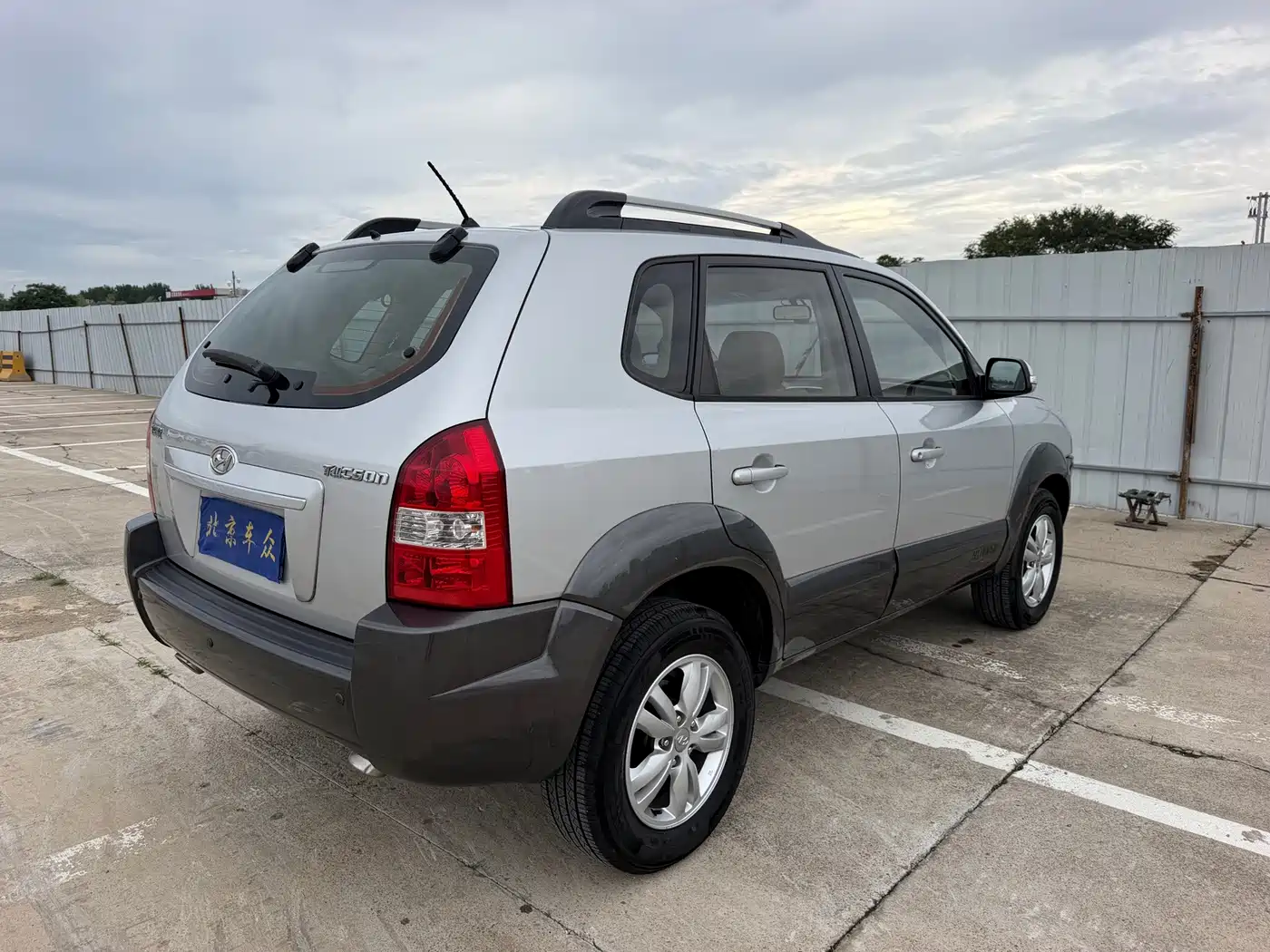 Hyundai Tucson 2012 2009 2.0L Automatic 2WD Sunroof
