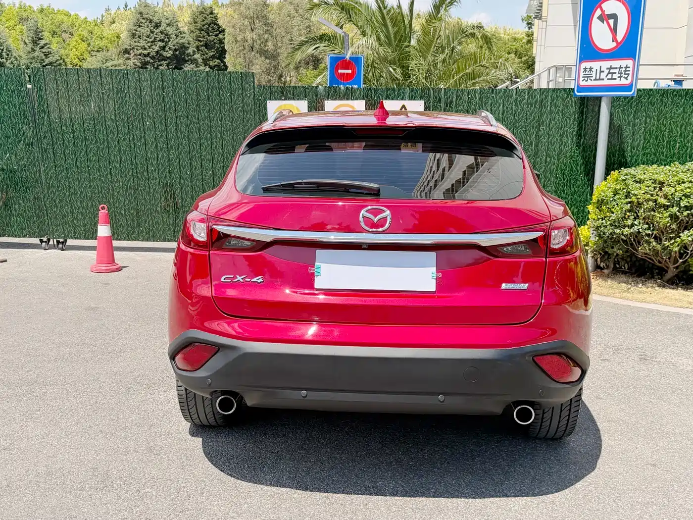 Фото 12 - Mazda CX-4