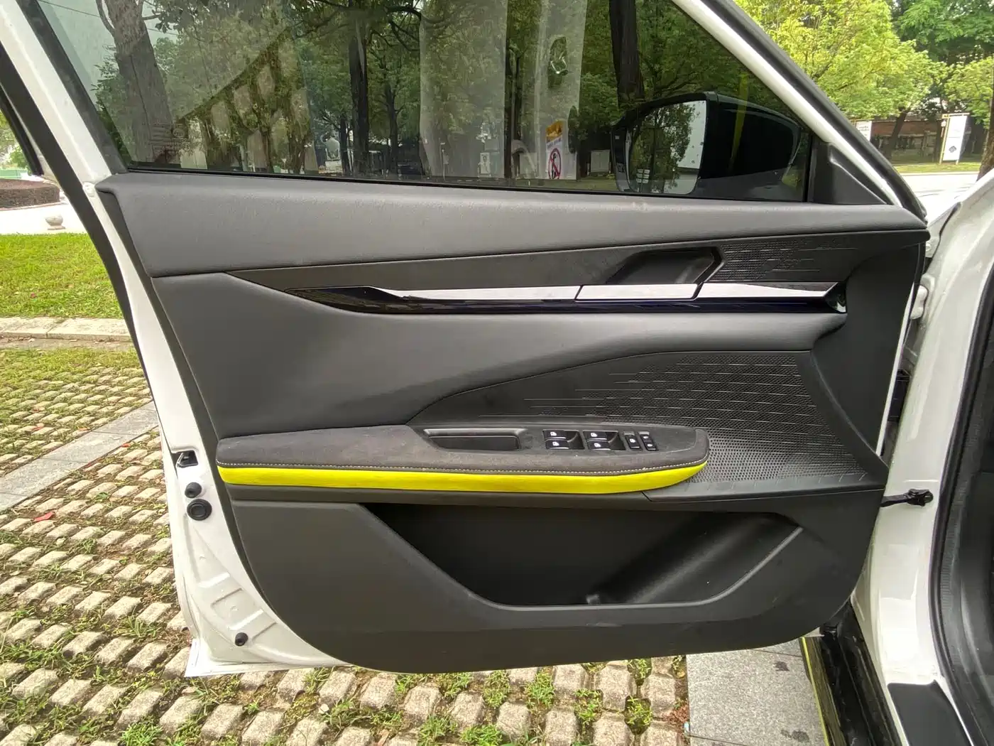 CHANGAN UNI-V