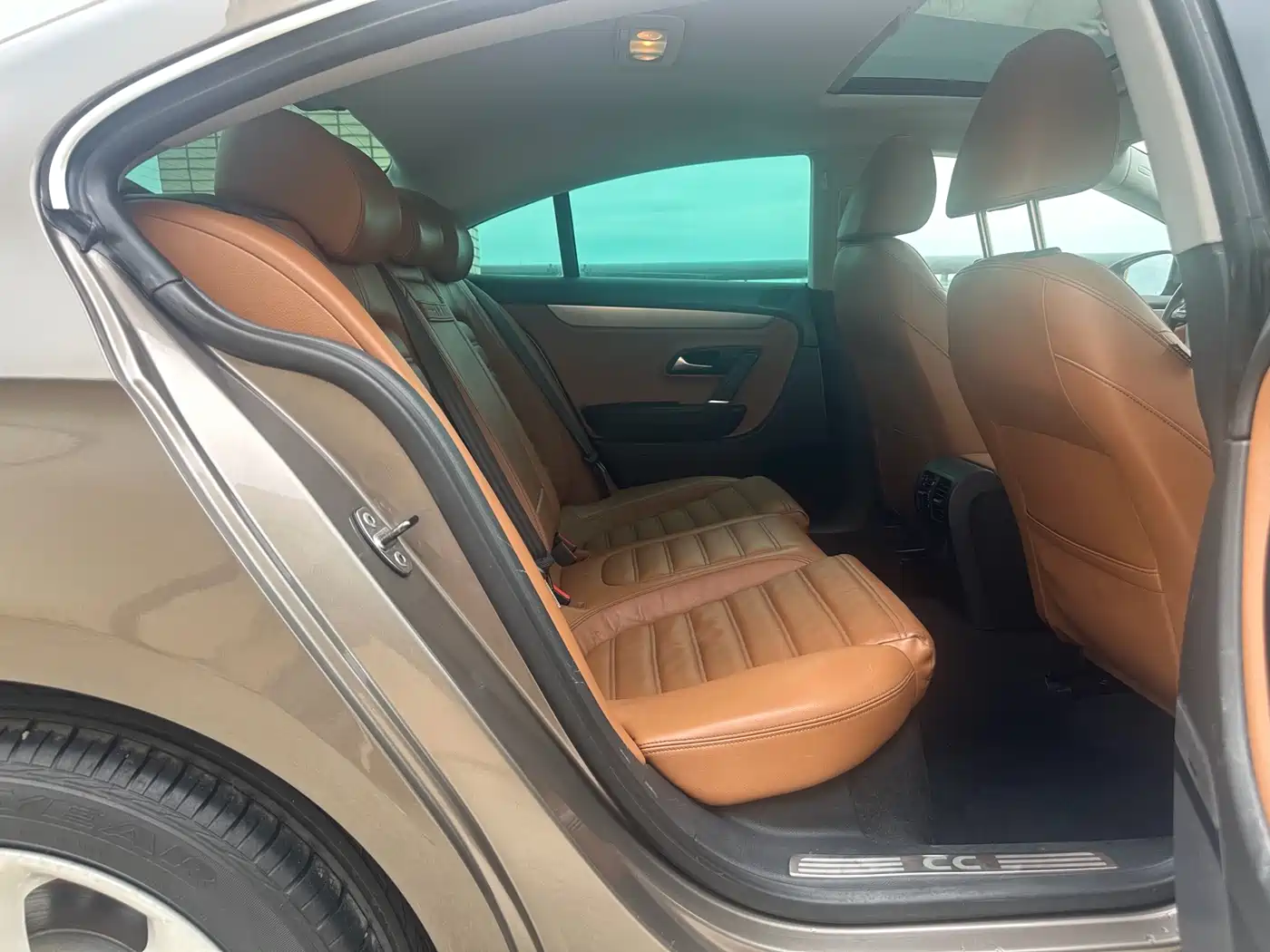 Volkswagen FAW-Volkswagen CC 2011 2.0TSI Luxury фото 17
