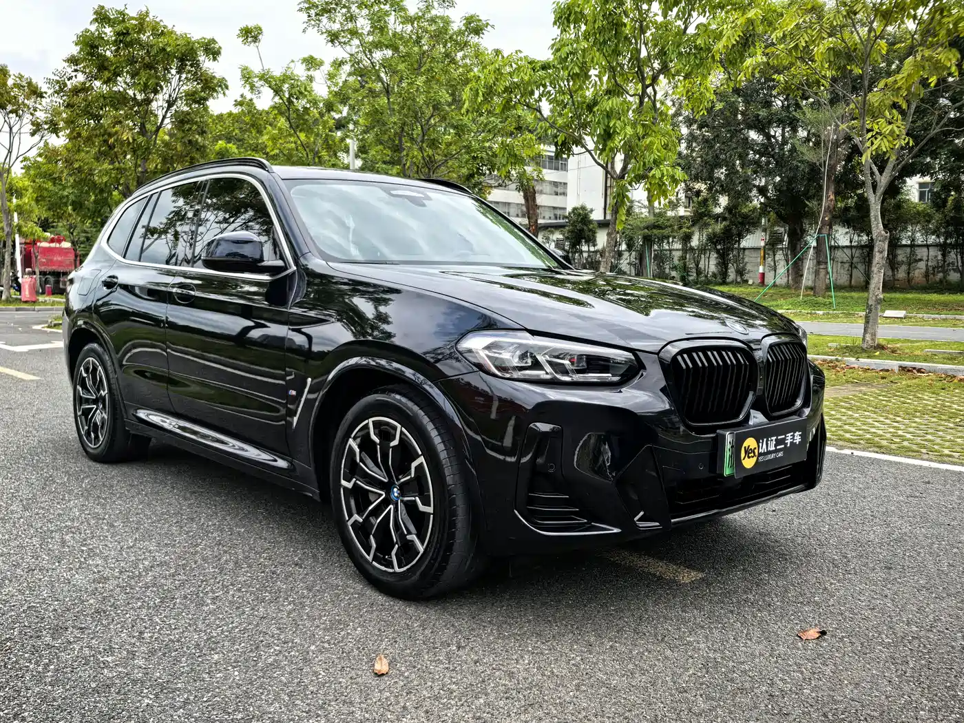 BMW IX3