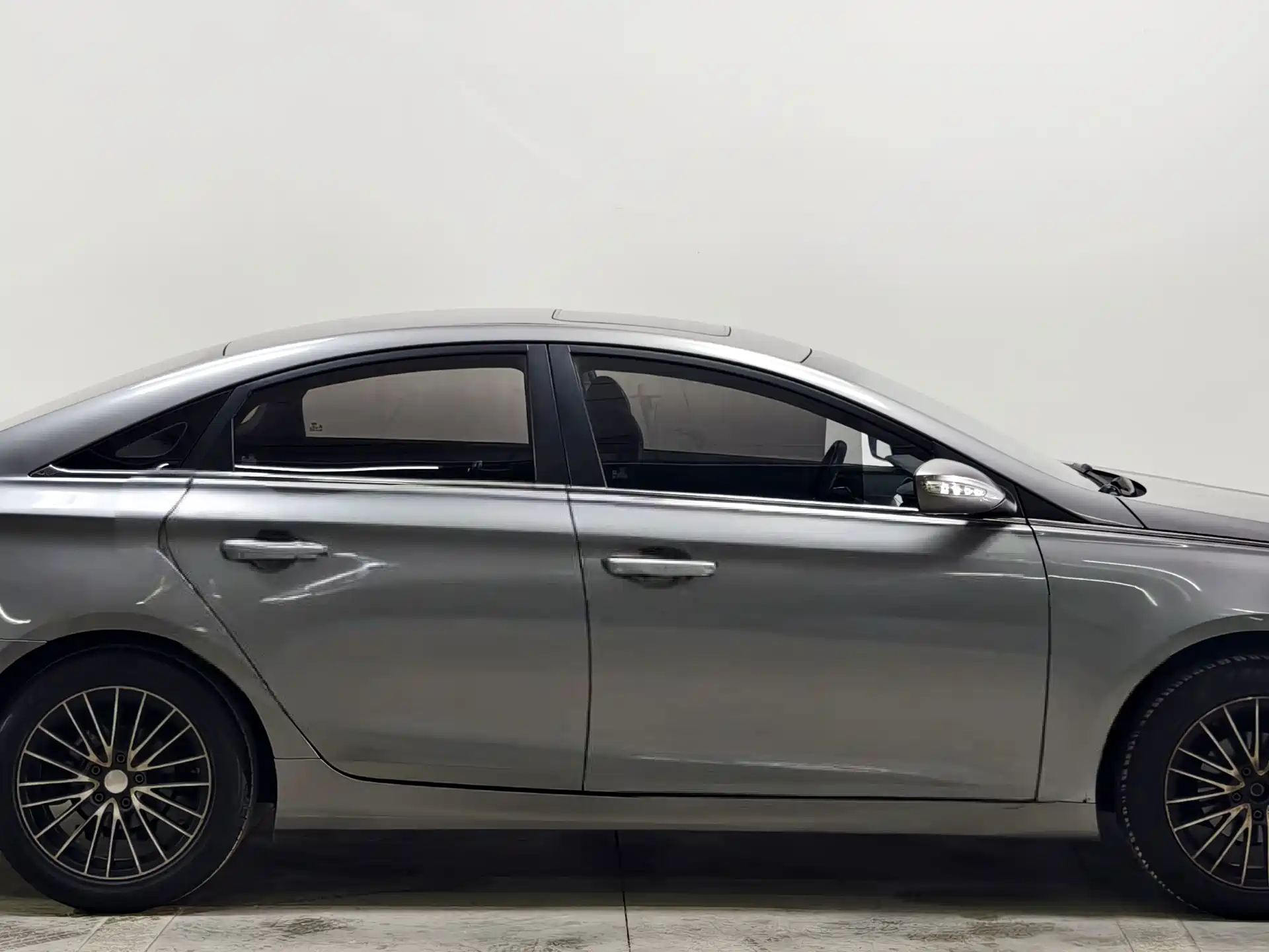 Фото 7 - Hyundai Sonata