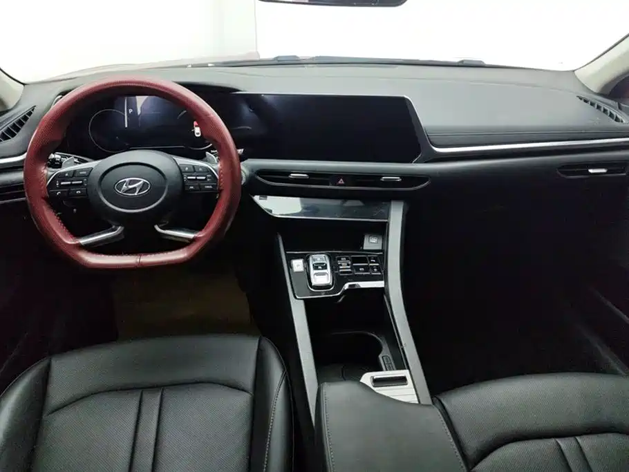 Hyundai Sonata 2020 270TGDi DCT GLS Elite Edition фото 12