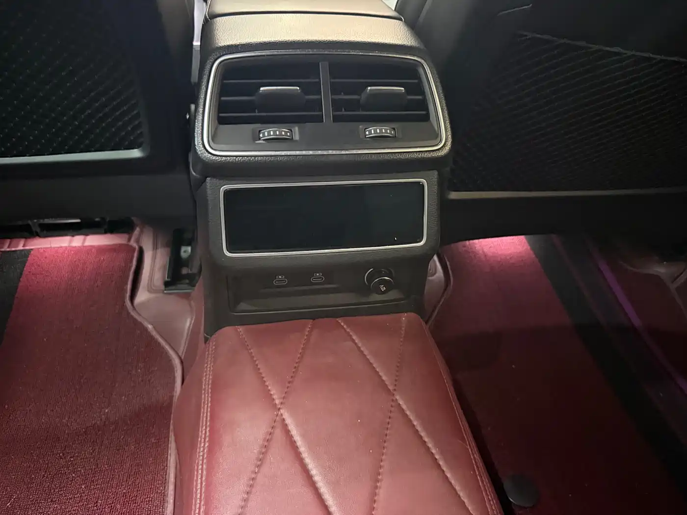 Audi A6L 2023 45 TFSI Premium Selection Elegance фото 10