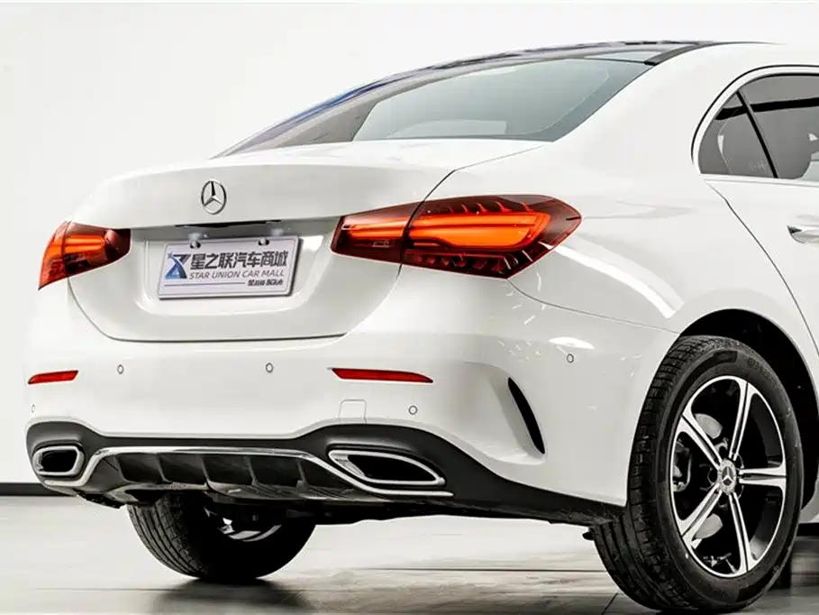 Mercedes-Benz A-Class 2025 A 200 L Fashion Edition фото 7
