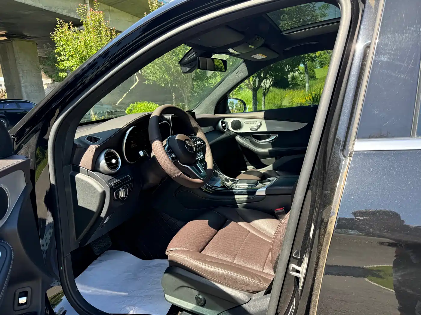 Mercedes-Benz GLC 2022 Model GLC 260 L 4MATIC Luxury Edition фото 11
