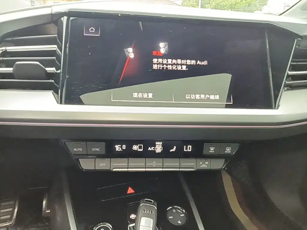 Audi Q4 e-tron 2023 2023 40 e-tron Pioneer Edition