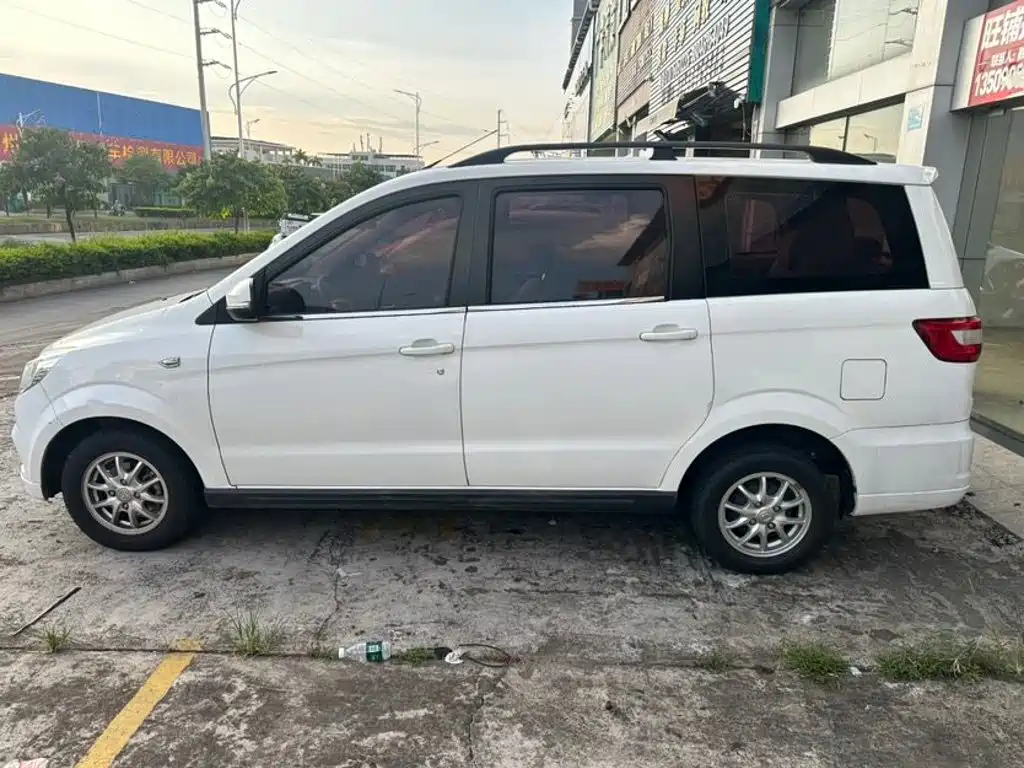 BAIC Huansu H2 2017 2016 H2E 1.5L Elite BJ415B