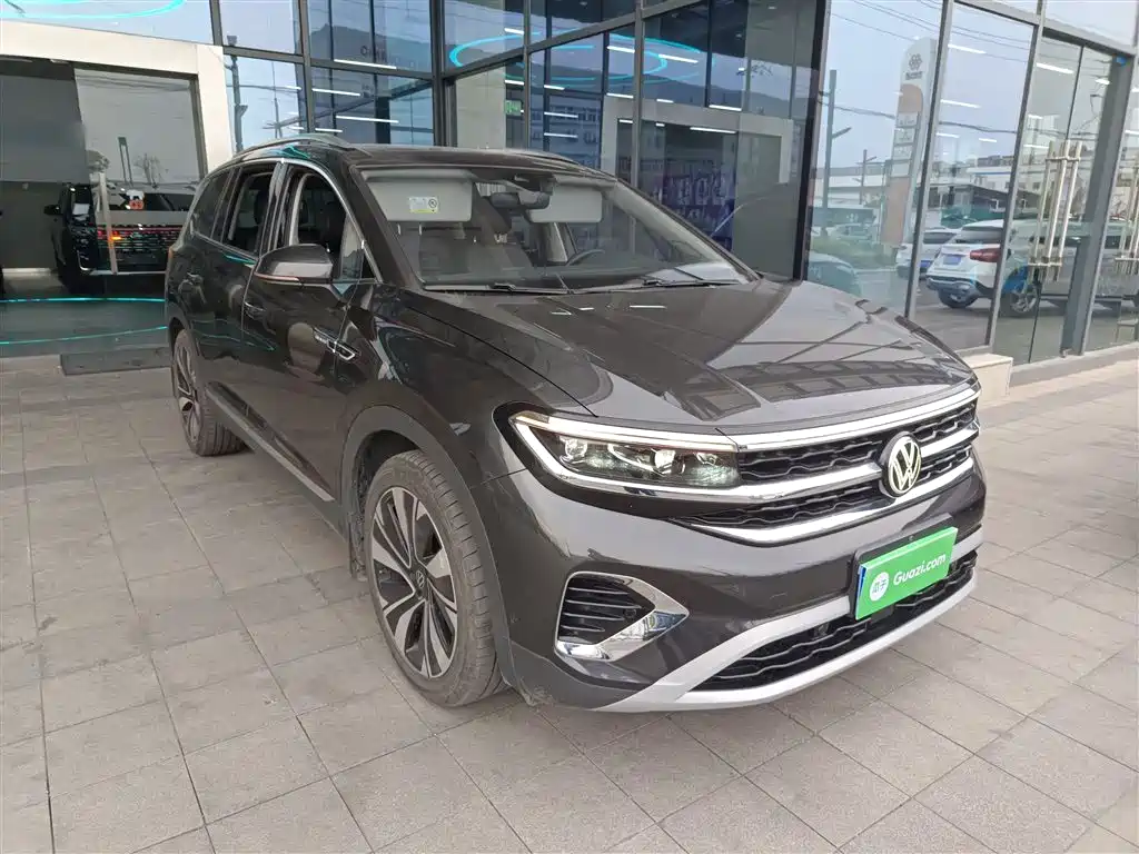 Volkswagen Talagon 2023 Facelift 380TSI 4WD Luxury Premium Pro Edition 6-Seater фото 4