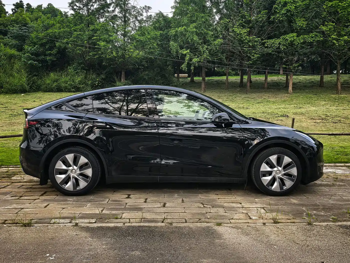 Tesla Model Y 2021 2021 Standard Range Rear-Wheel Drive