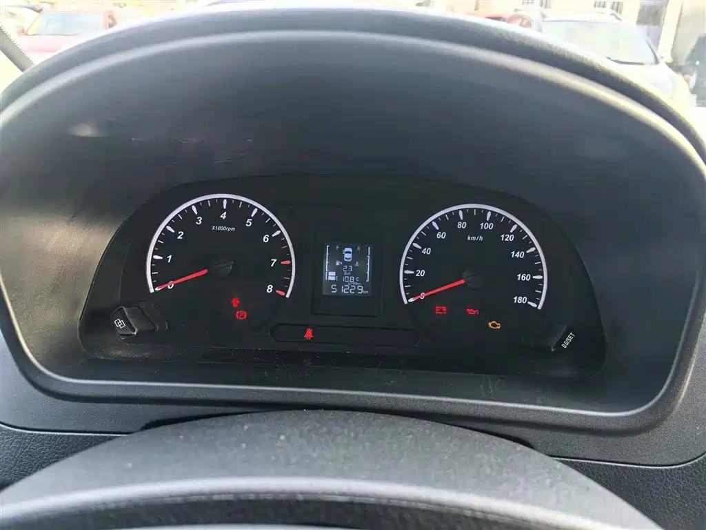 DONGFENG LINGZHI PLUS