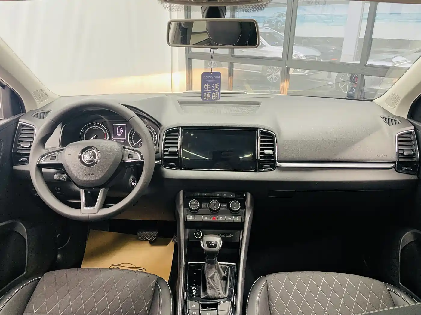 Škoda Karoq 2019 TSI280 Smart Drive Luxury Edition China VI фото 7