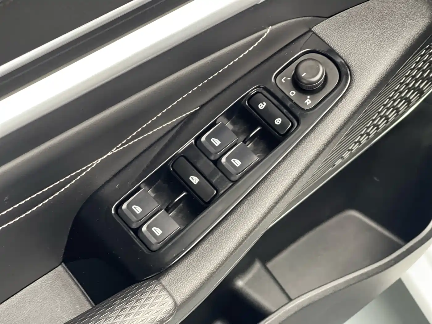 GEELY AUTOMOBILE EMGRAND