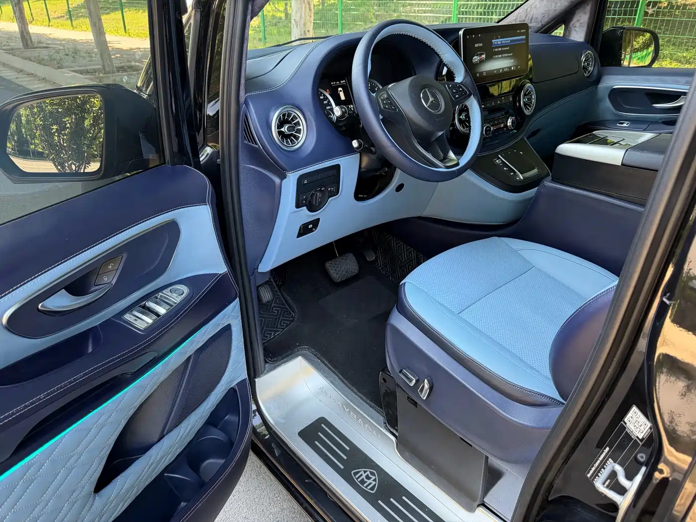 Mercedes-Benz Vito 2021 2.0T Business Edition 7-seater фото 4