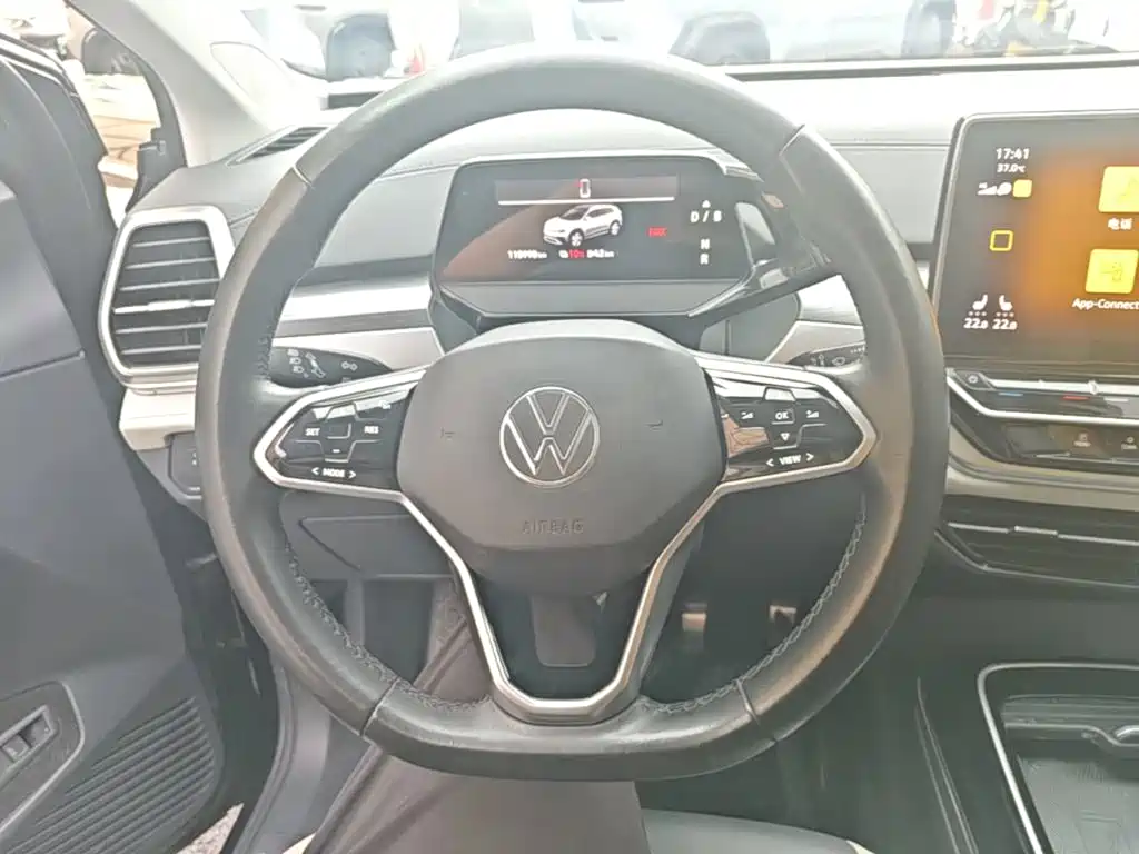 Volkswagen ID.6 CROZZ 2021 2021 Long Range PURE+ Edition