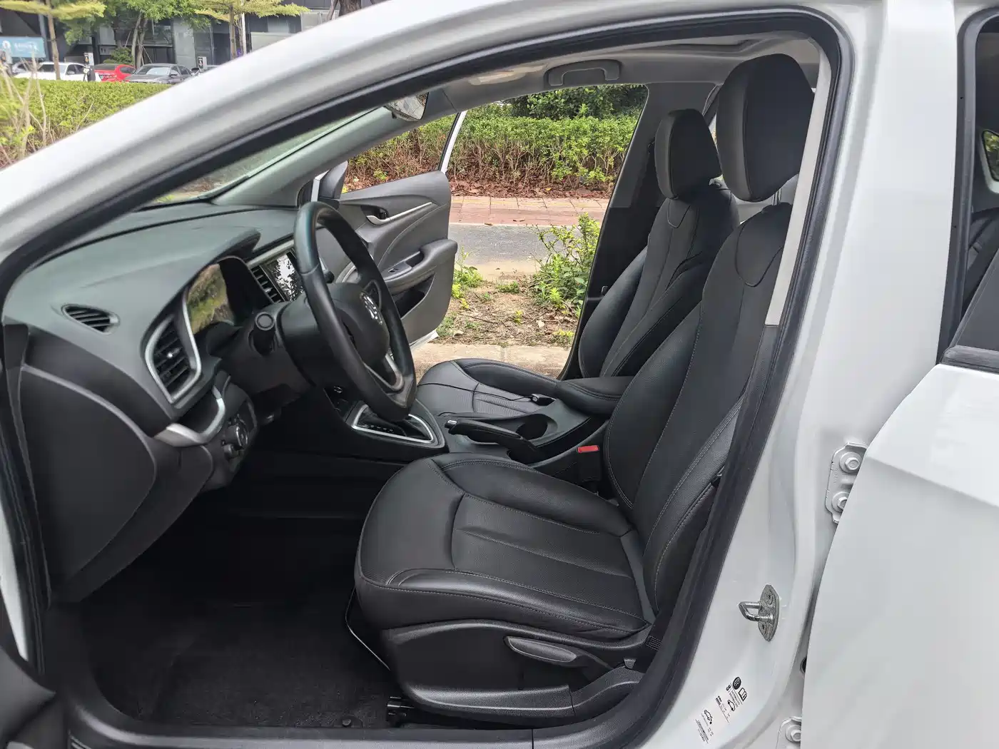 Buick Excelle 2022 2021 Exemplar 1.5L Auto Elite
