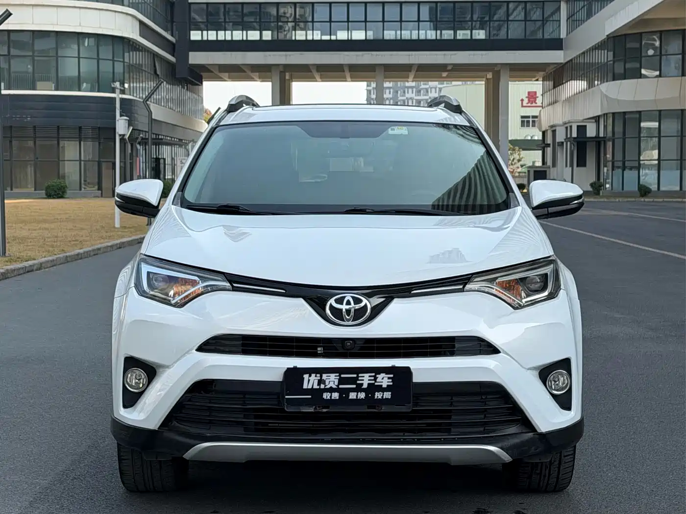 Toyota RAV4 Rongfang 2016 2.5L Automatic 4WD Elite фото 2