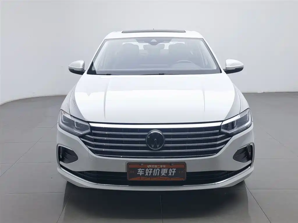 Volkswagen Lavida 2024 Model 1.5L Automatic 5 Million Edition фото 3