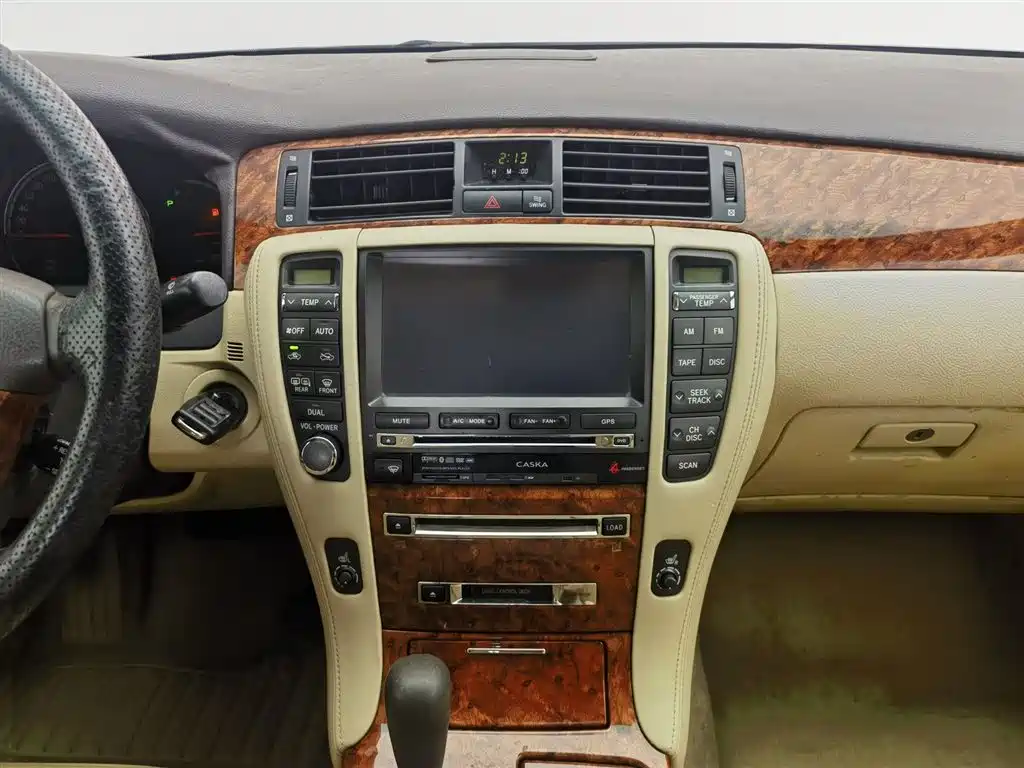 Toyota Crown 2007 2.5L Royal Special Edition фото 12