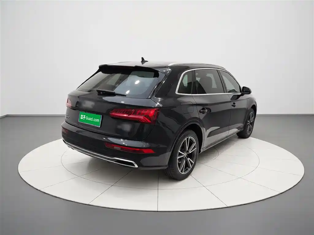 Audi Q5L 2020 Facelift 40 TFSI Honor Fashion фото 7