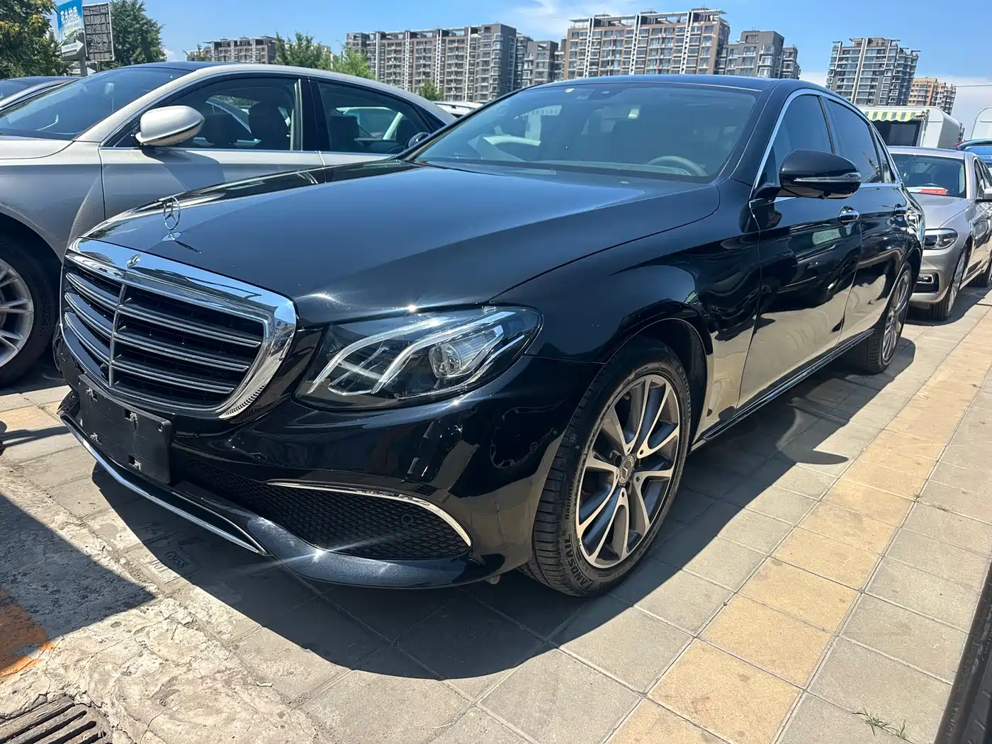 Mercedes-Benz E-Class 2019 E 300 L Fashion